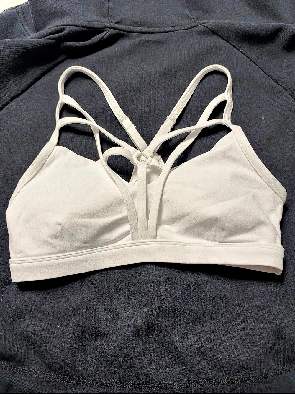 Bombshell Sportswear - Picture 5 of 6